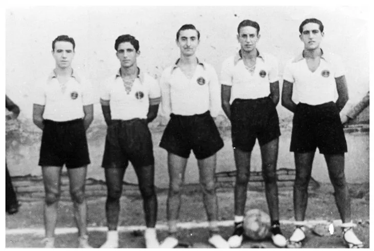 Imatge d'arxiu 1 de la temporada 1940-42