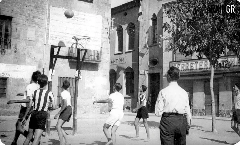 Imatge d'arxiu 2 de la temporada 1943-44